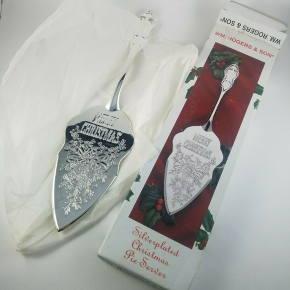 WM Rogers & Son Other - WM Rogers & Son Silver Plated Christmas Pie Server